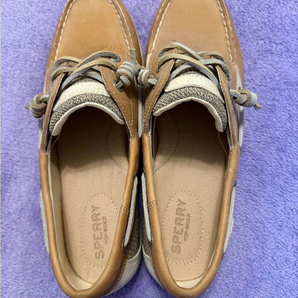 Sperry Women’s Tan Boat Shoes - Picture 2 of 4